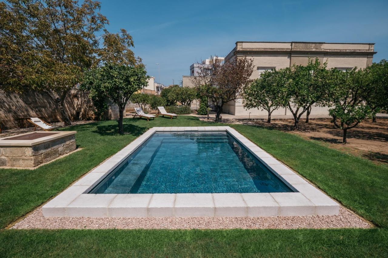 Villa Delle Zagare - Private Hydromassage Pool Surbo Bagian luar foto