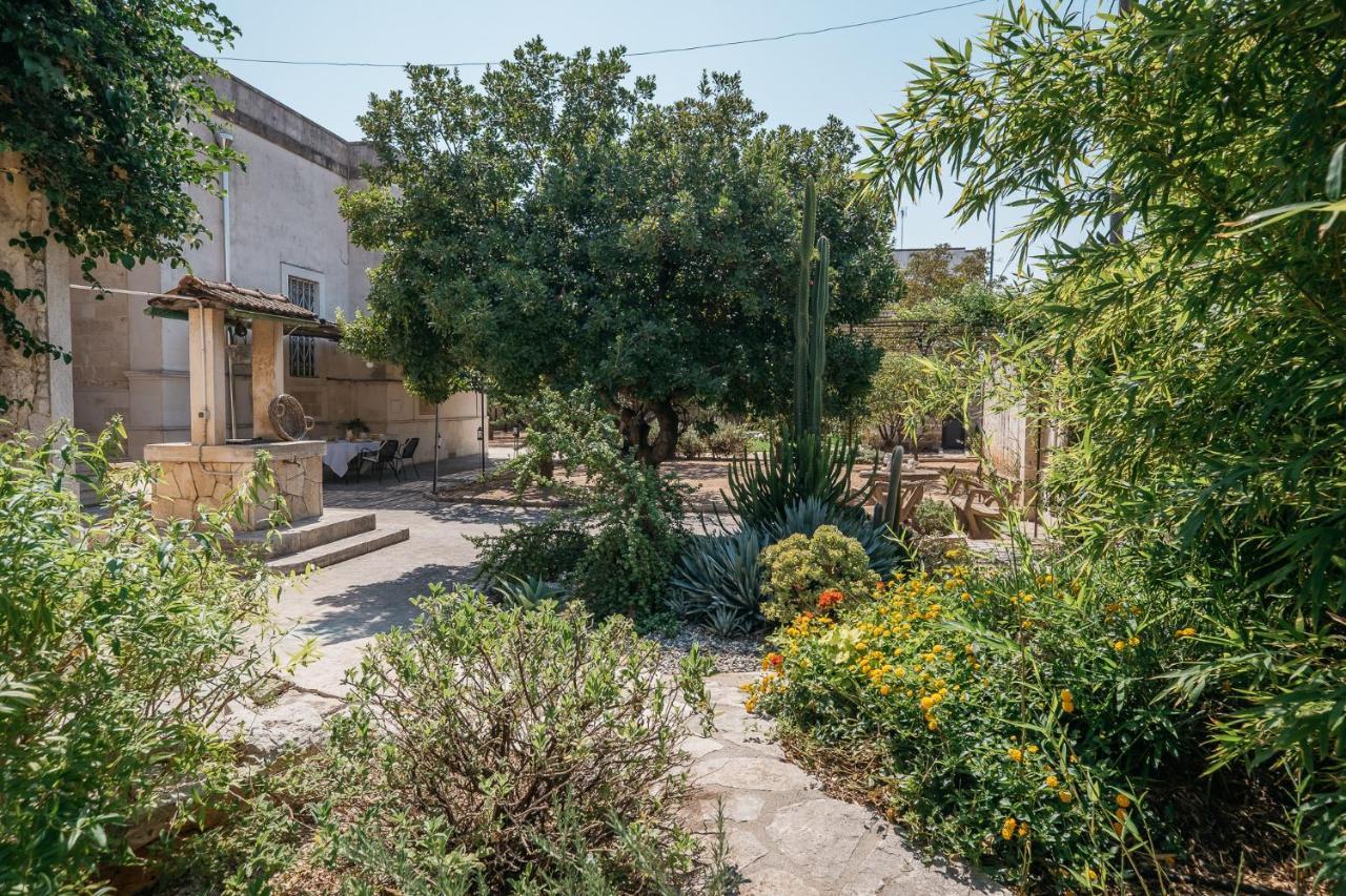 Villa Delle Zagare - Private Hydromassage Pool Surbo Bagian luar foto