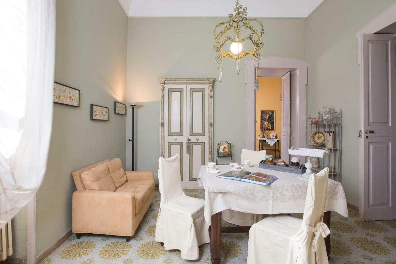Villa Delle Zagare - Private Hydromassage Pool Surbo Bagian luar foto