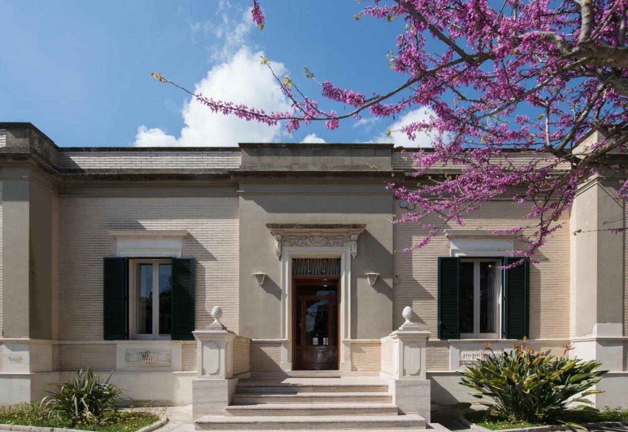 Villa Delle Zagare - Private Hydromassage Pool Surbo Bagian luar foto