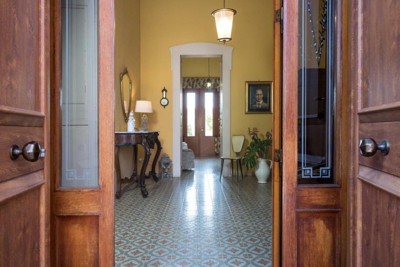 Villa Delle Zagare - Private Hydromassage Pool Surbo Bagian luar foto